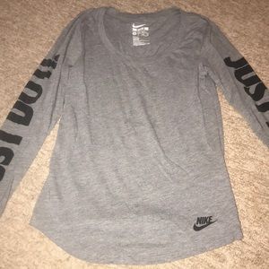 Nike tee